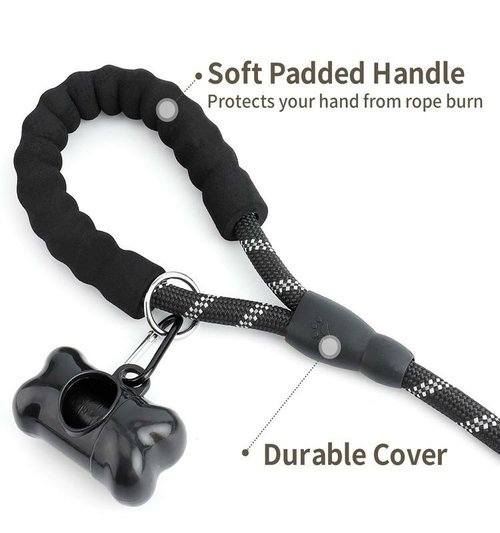 5 FT Leash With Comfortable Padded Handle and Reflective Threads - Image 3
